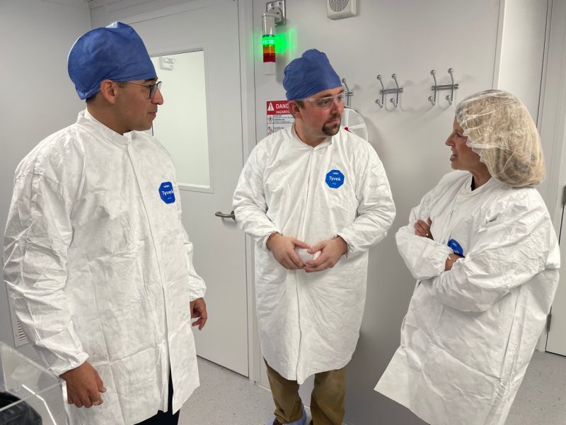 UVA Cleanroom entrance
